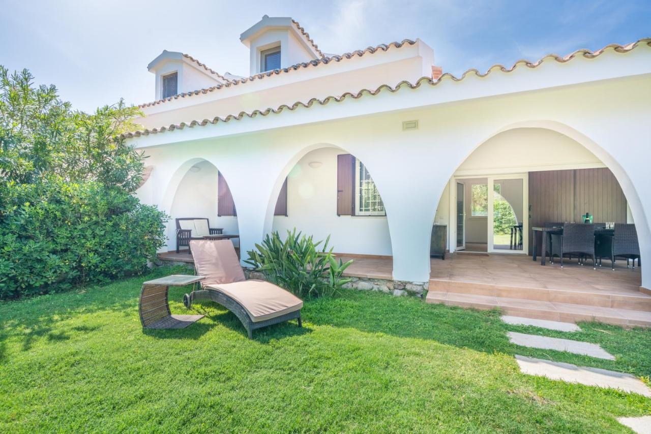 Villa Acquario Elegance - 200 Mt Dalla Spiaggia Torre delle Stelle Exterior photo